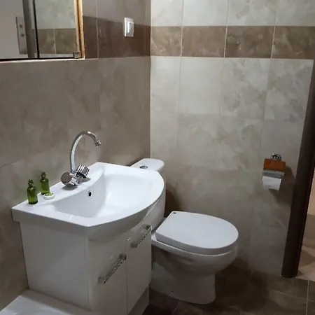 Ziros  Arismari Apartments מראה חיצוני תמונה